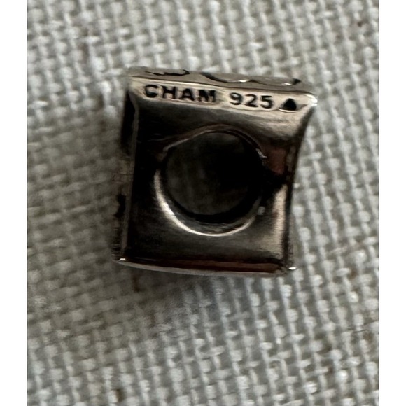 Chamilia Sterling Silver 925 Best Friend Half‎ Heart Charm - Picture 5 of 5